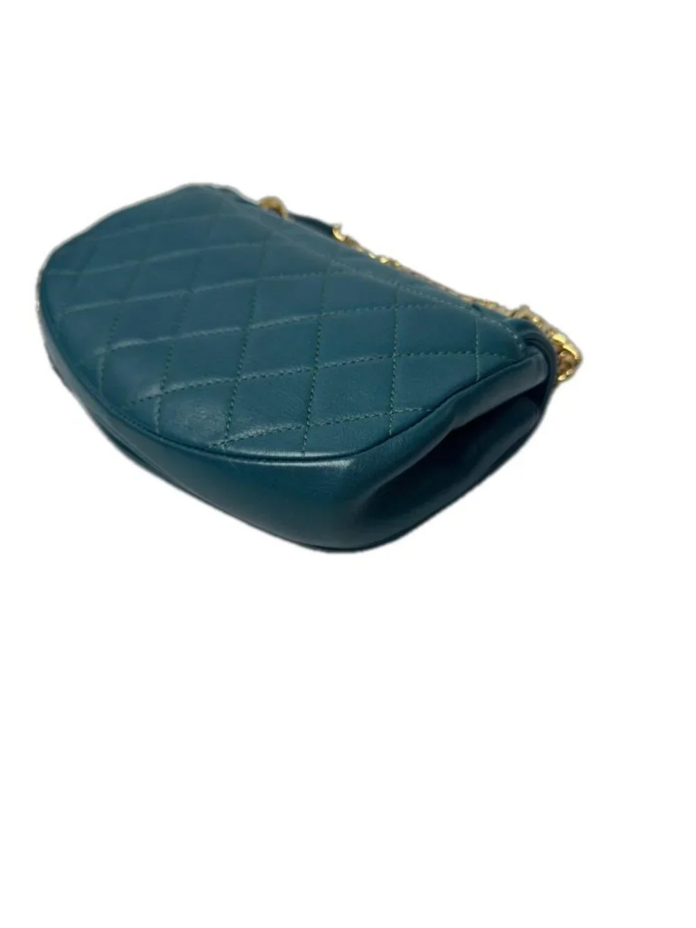 Chanel Quilted Chain Shoulder Bag